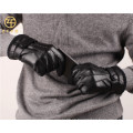 ZF0268 invierno guantes de cuero baratos hombres llevando